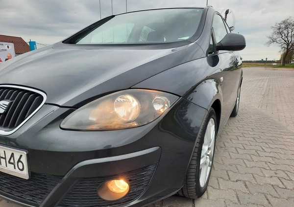 Seat Altea XL cena 23900 przebieg: 260972, rok produkcji 2011 z Pniewy małe 667